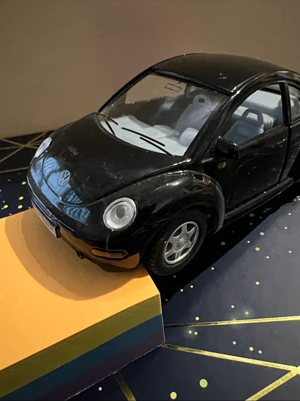 Gloss Black new VW Beetle die cast 1:32 scale